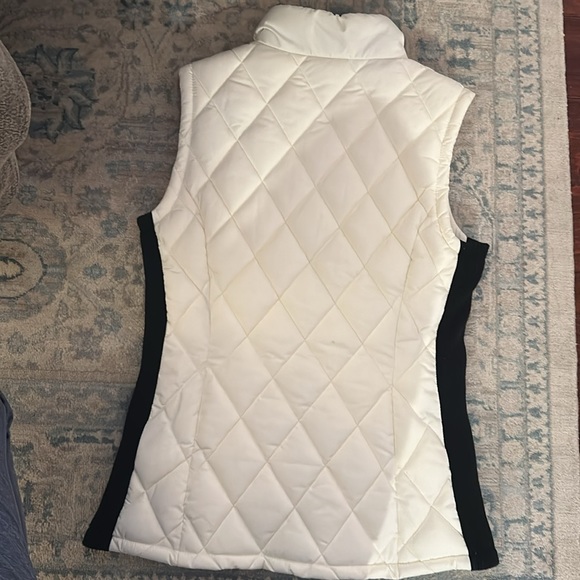 Calvin Klein vest - Picture 2 of 4